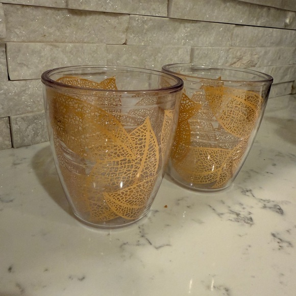 Tervis Insulated Tumblers 12 Ounce with Tropical Gold Leaf Design for Hot/Cold - Picture 5 of 11